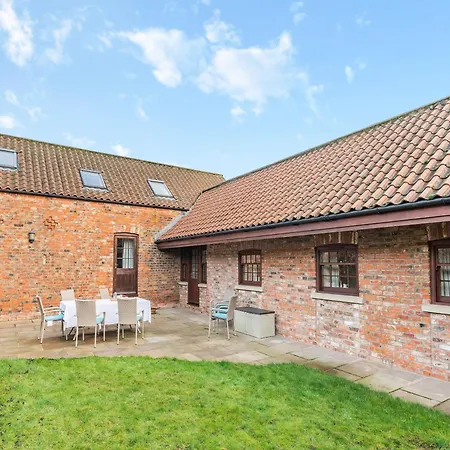 The Old Combine Shed Holiday home *